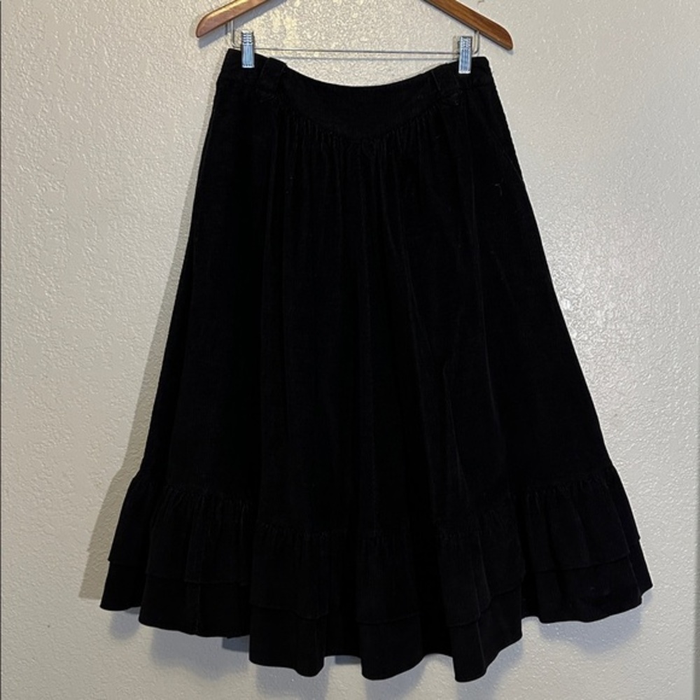 Panhandle Slim Women’s Corduroy V Waist Flare Ruffle Skirt GUC M
